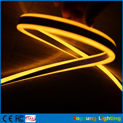 Красивая 110-вольтовая двойная боковая эмиссионная желтая светодиодная гибкая лента для наружного использования