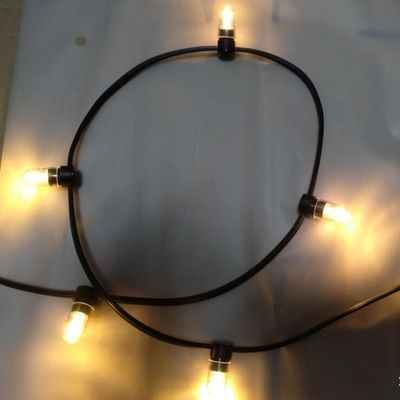 Водонепроницаемость 100 м Подключаемая нить света для рождественских украшений 12В клипы нитки 666 LED